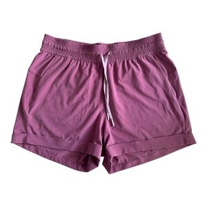 Lululemon Women's Purple Shorts size 8